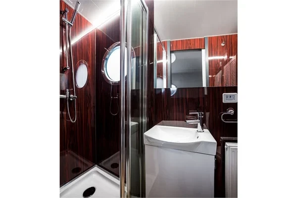 Campi 300 - Boatscribe.com