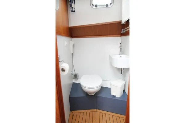 Kotterjacht 1070 - Boatscribe.com