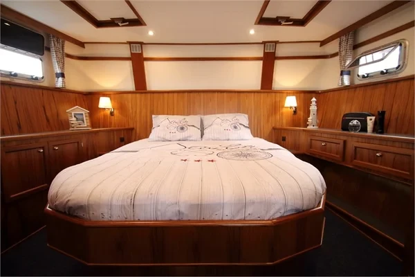 Kotterjacht 1220 - Boatscribe.com