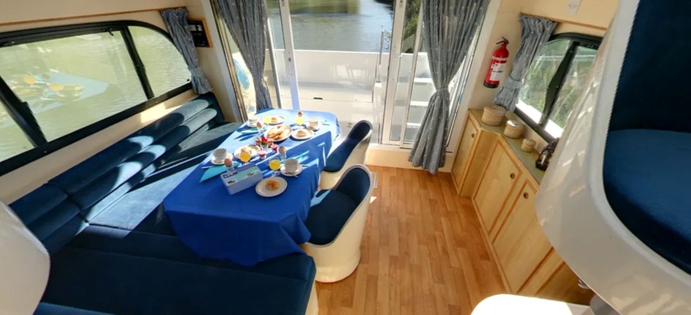 Le Boat Caprice - Boatscribe.com