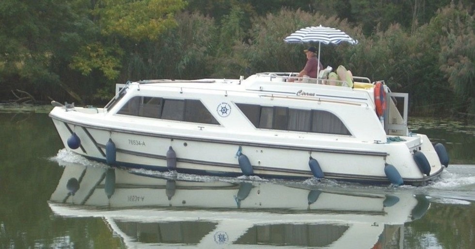 Le Boat Cirrus B - Boatscribe.com