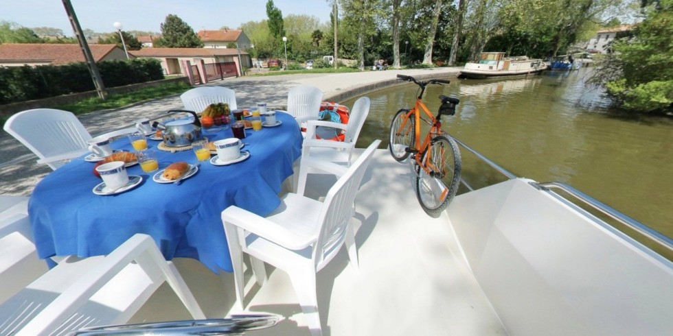 Le Boat Classique - Boatscribe.com