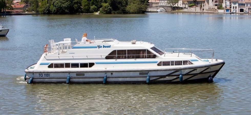 Le Boat Classique - Boatscribe.com