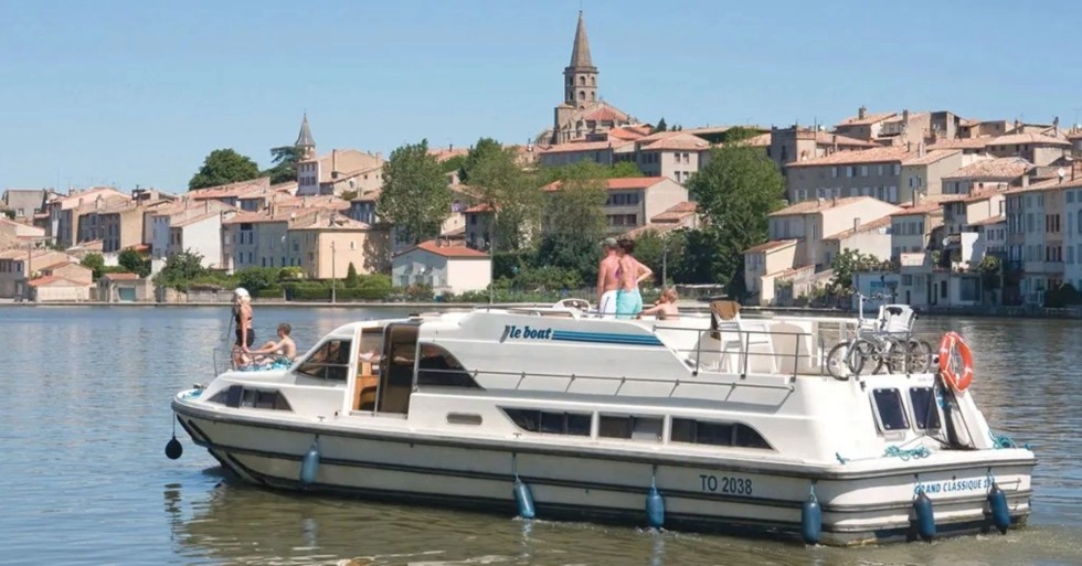 Le Boat Grand Classique - Boatscribe.com