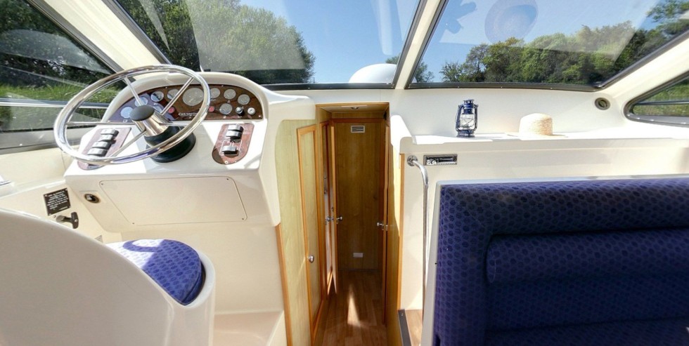 Le Boat Magnifique - Boatscribe.com