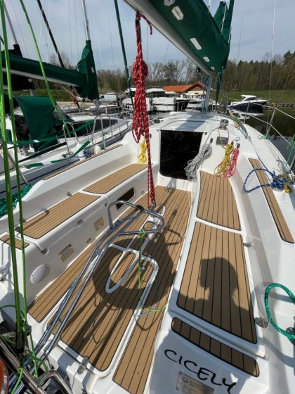 Antila 27 - Boatscribe.com