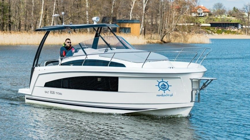 Balt 818 Tytan - Boatscribe.com