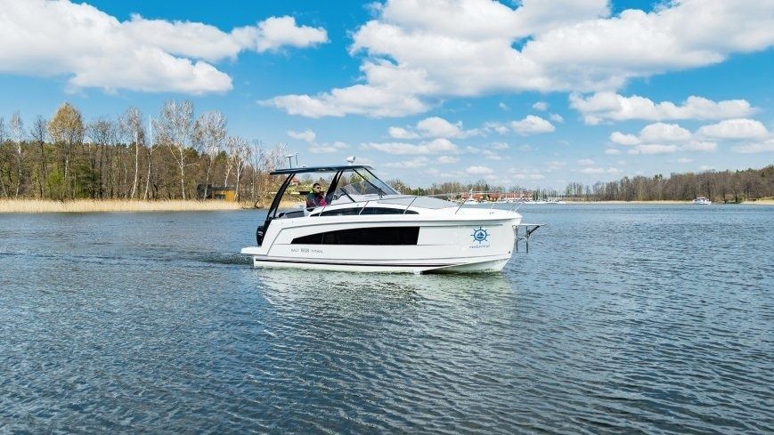 Balt 818 Tytan - Boatscribe.com