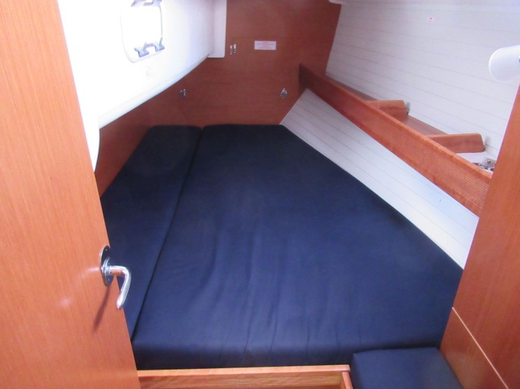 Bavaria 35 Cruiser - Boatscribe.com