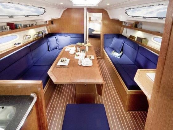 Bavaria 35 Cruiser - Boatscribe.com