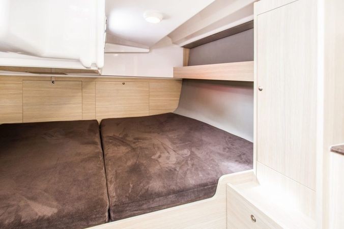 Maxus 26 Standard - Boatscribe.com