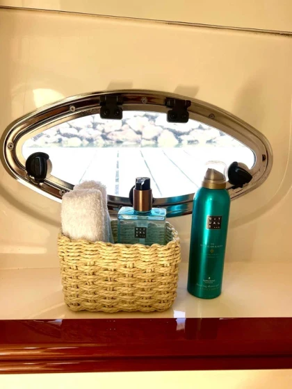 Pershing 37 - Boatscribe.com