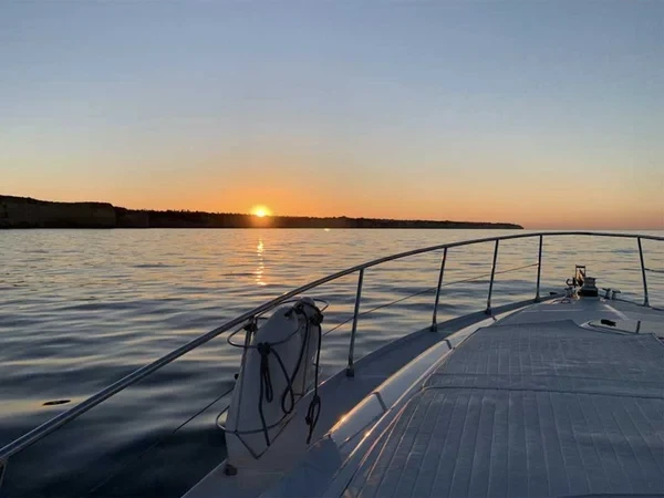 Pershing 37 - Boatscribe.com