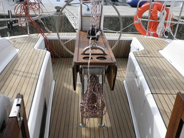 Bavaria 33 Cruiser - Boatscribe.com