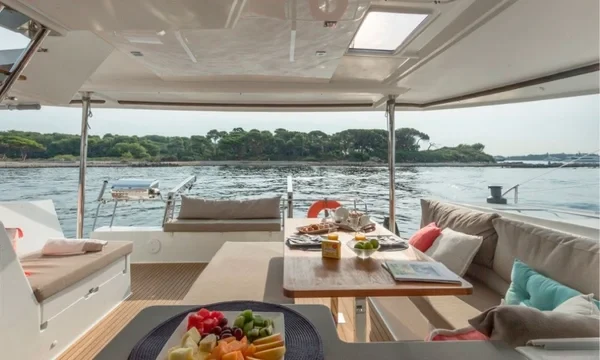 Helia 44 - Boatscribe.com