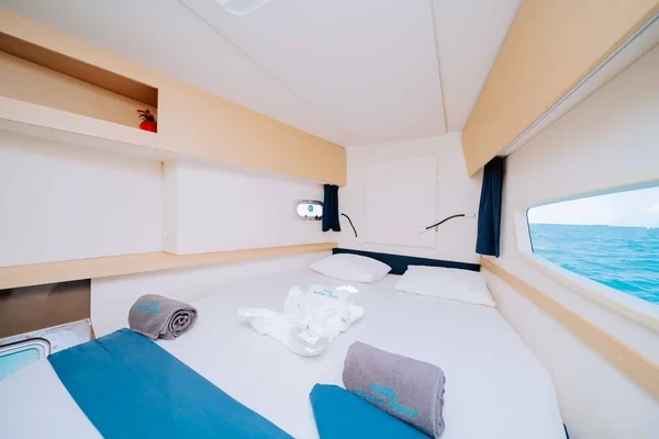 Helia 44 - Boatscribe.com