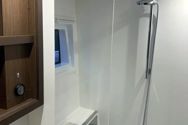 Lagoon 46 - Boatscribe.com