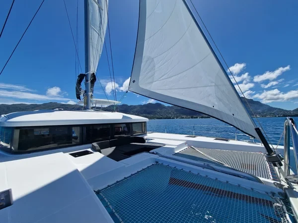 Lagoon 52 - Boatscribe.com