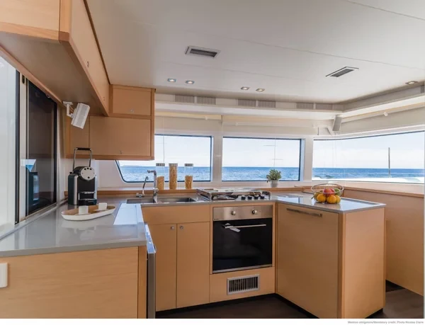 Lagoon 52 - Boatscribe.com