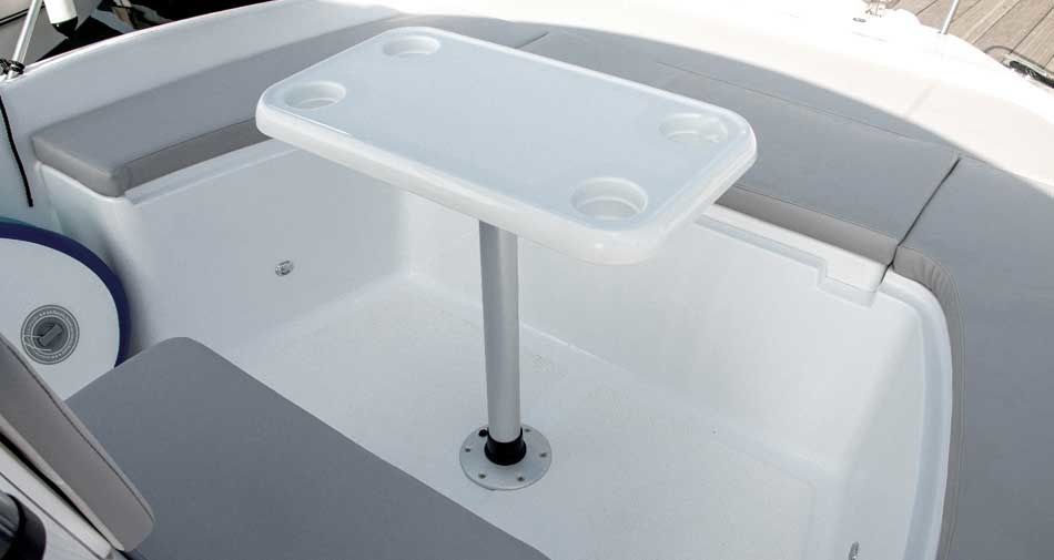 Astilux AX 600 Open - Boatscribe.com