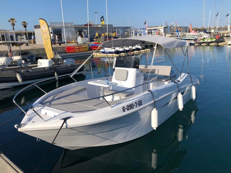 Astilux AX 600 Open - Boatscribe.com