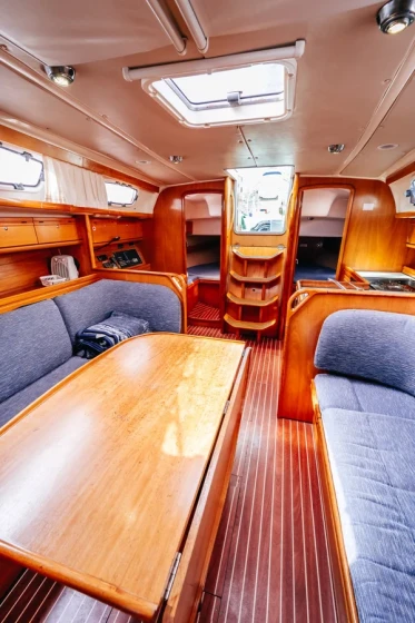 Bavaria 38 Cruiser - Boatscribe.com