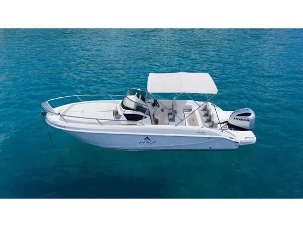 Ayros XA 24 Walkaround - Boatscribe.com