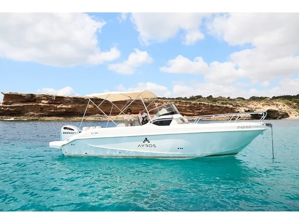 Ayros XA 24 Walkaround - Boatscribe.com