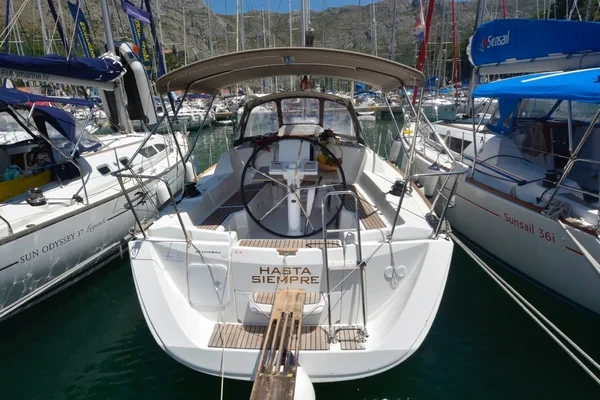 Sun Odyssey 33i - Boatscribe.com