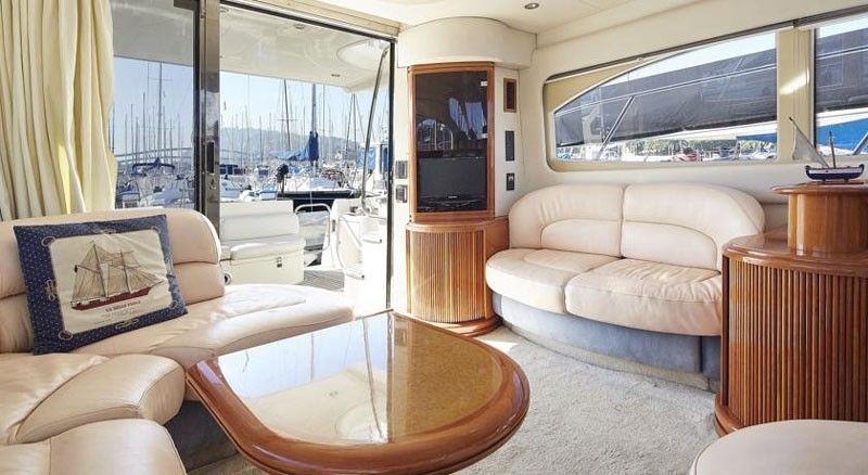 Azimut 46 - Boatscribe.com