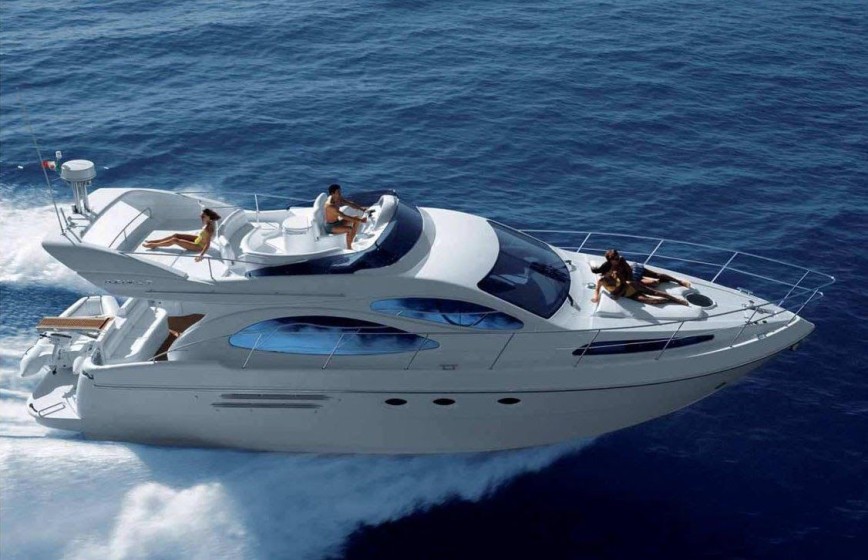 Azimut 46 - Boatscribe.com