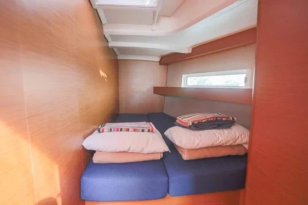 Sun Odyssey 440 - Boatscribe.com