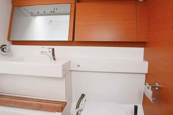 Sun Odyssey 440 - Boatscribe.com
