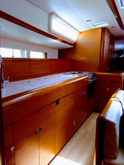 Sun Odyssey 519 - Boatscribe.com