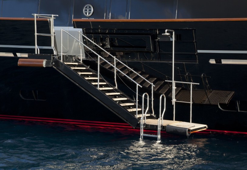 Perini Navi 288 - Boatscribe.com