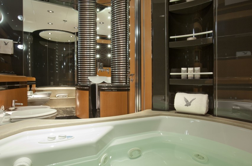 Perini Navi 288 - Boatscribe.com