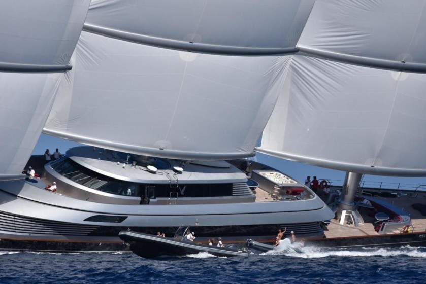Perini Navi 288 - Boatscribe.com