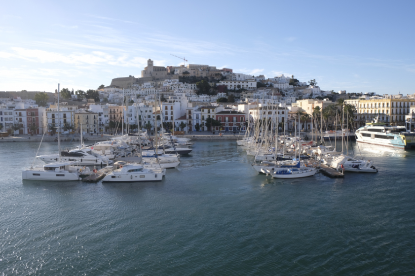 Perini Navi 288 - Boatscribe.com