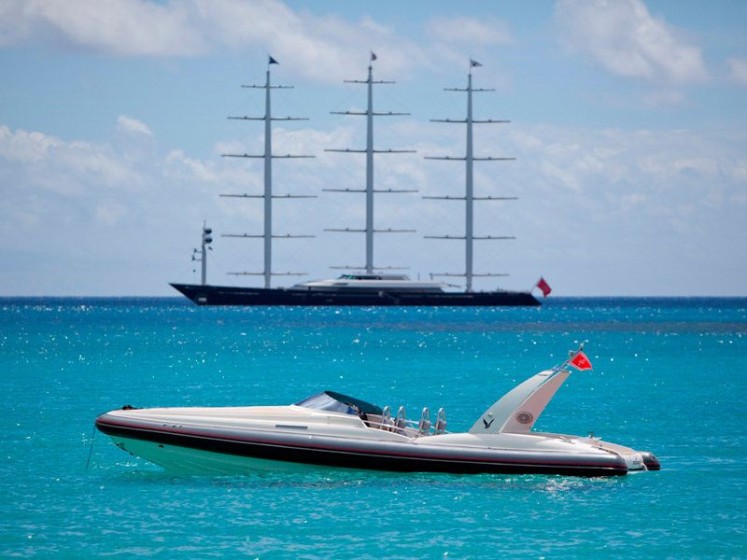 Perini Navi 288 - Boatscribe.com