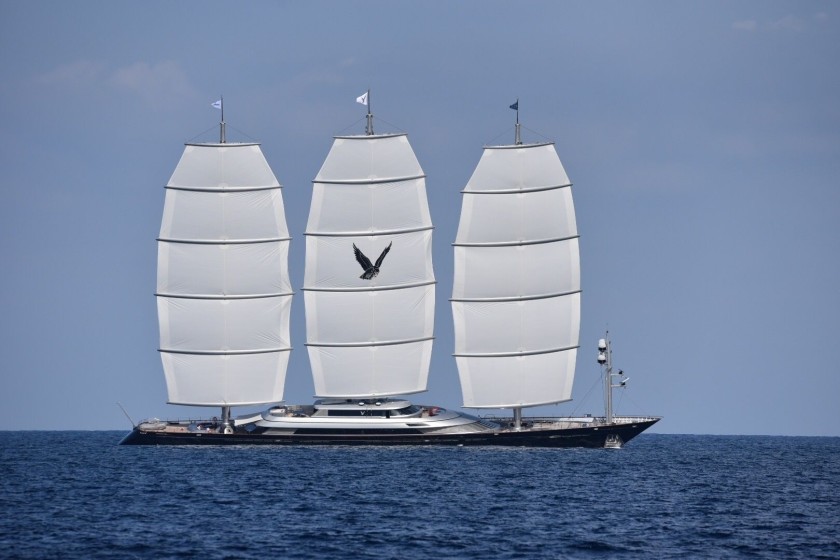 Perini Navi 288 - Boatscribe.com
