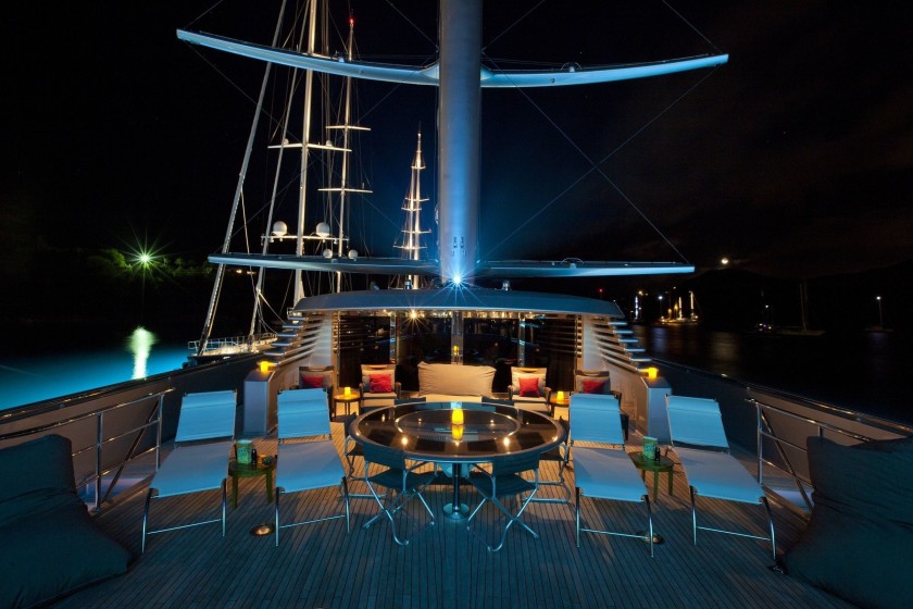 Perini Navi 288 - Boatscribe.com