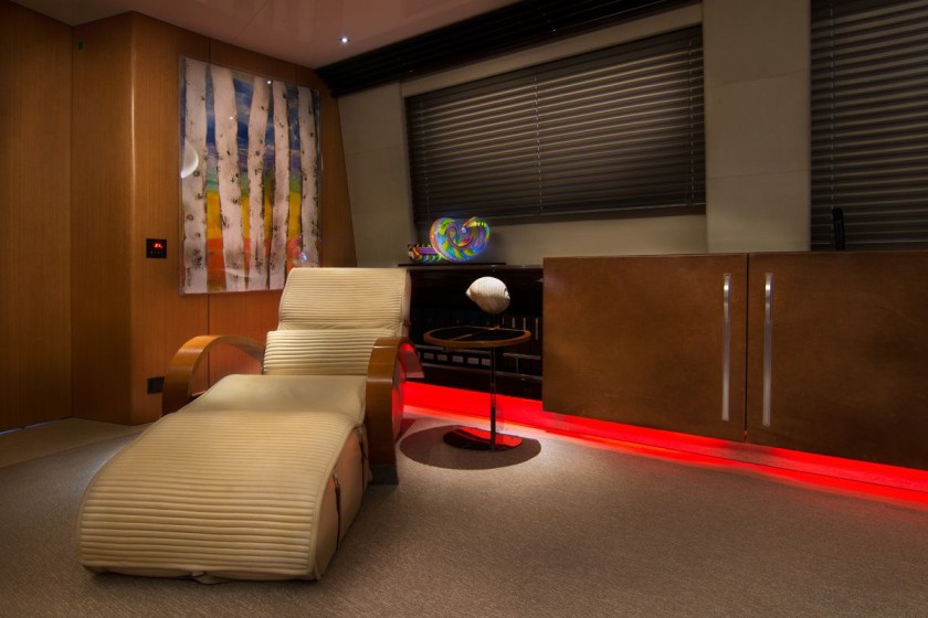 Perini Navi 288 - Boatscribe.com
