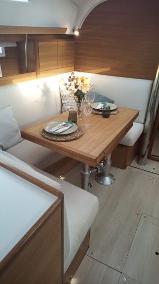 Elan Impression 40.1 - Boatscribe.com