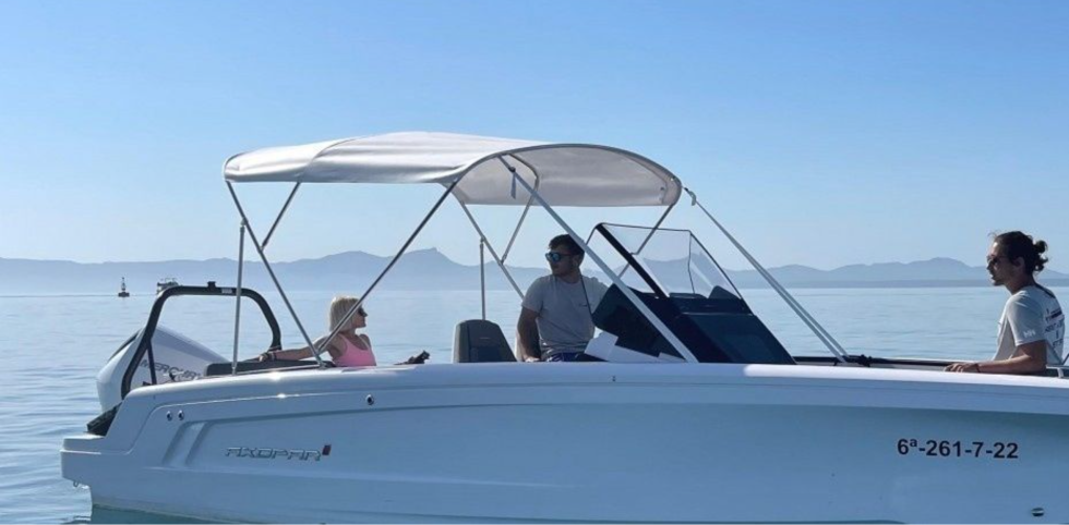 Axopar 22 - Boatscribe.com