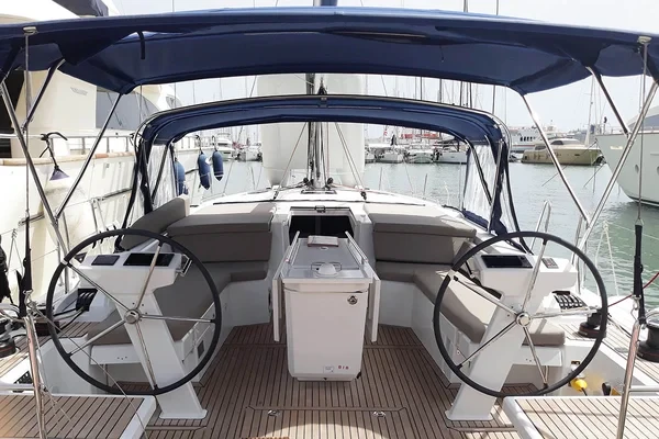 Oceanis 46.1 - Boatscribe.com