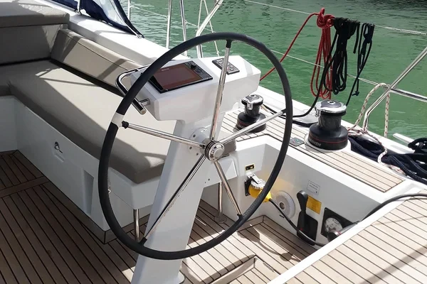 Oceanis 46.1 - Boatscribe.com