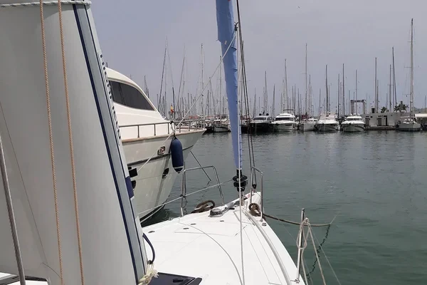 Oceanis 46.1 - Boatscribe.com