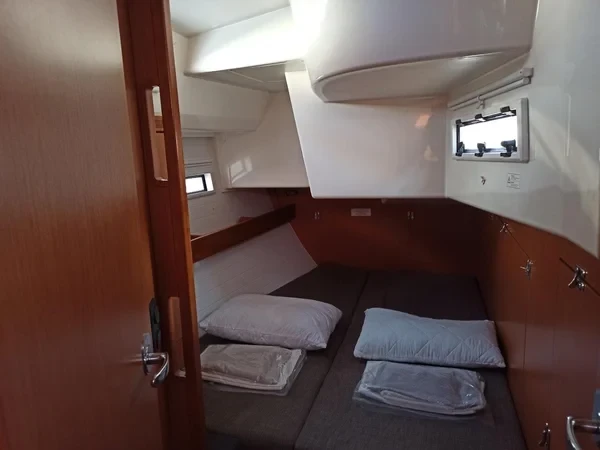 Bavaria 45 Cruiser - Boatscribe.com