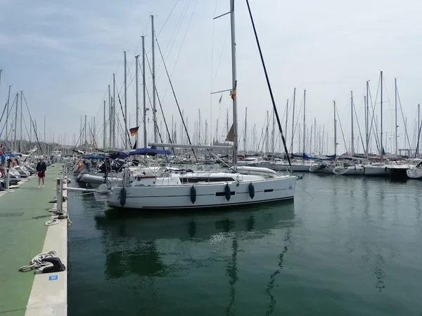 Dufour 382 GL - Boatscribe.com