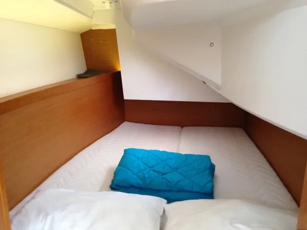 Sun Odyssey 349 - Boatscribe.com